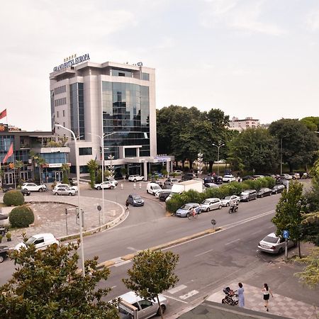 City Center Inn Shkodër Extérieur photo