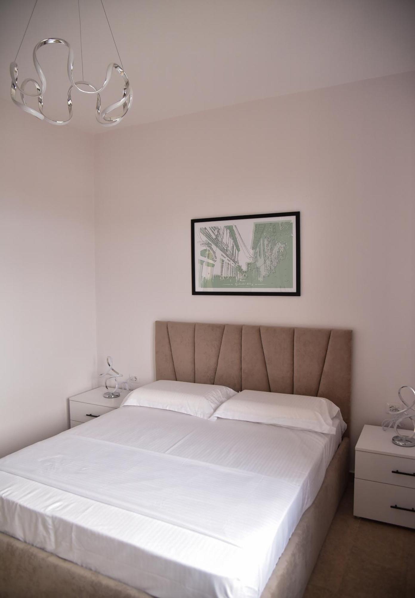 City Center Inn Shkodër Extérieur photo