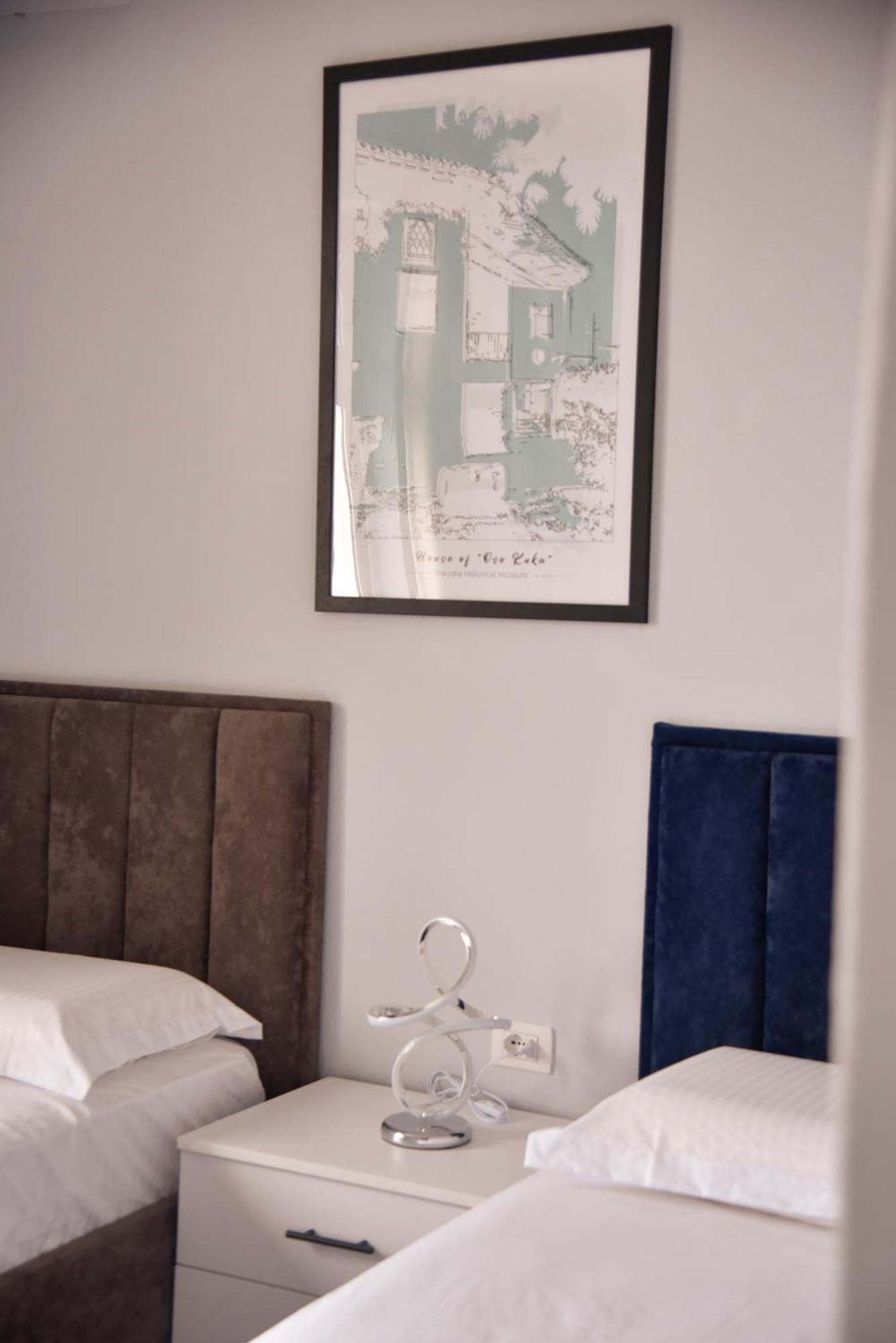 City Center Inn Shkodër Extérieur photo