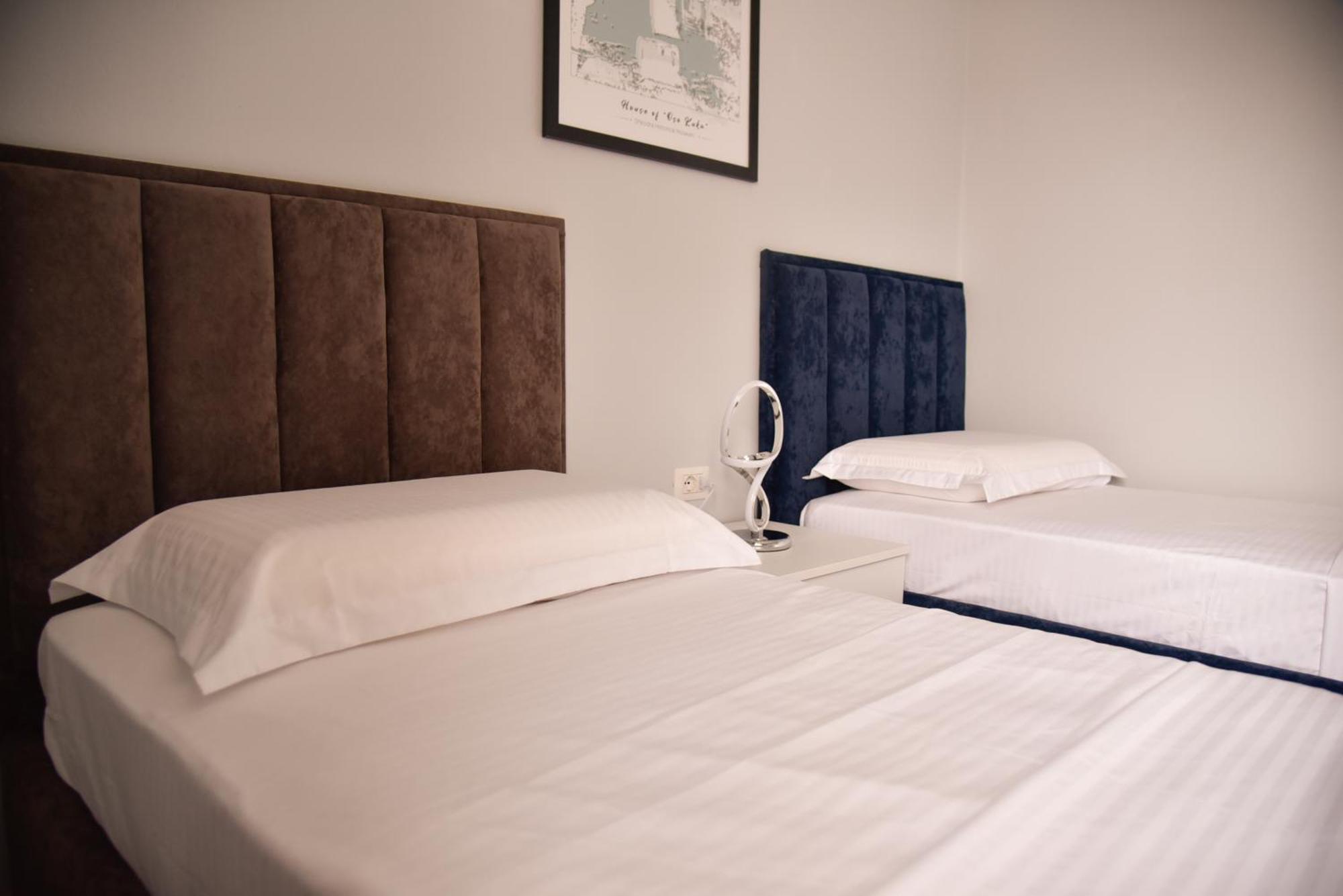 City Center Inn Shkodër Extérieur photo