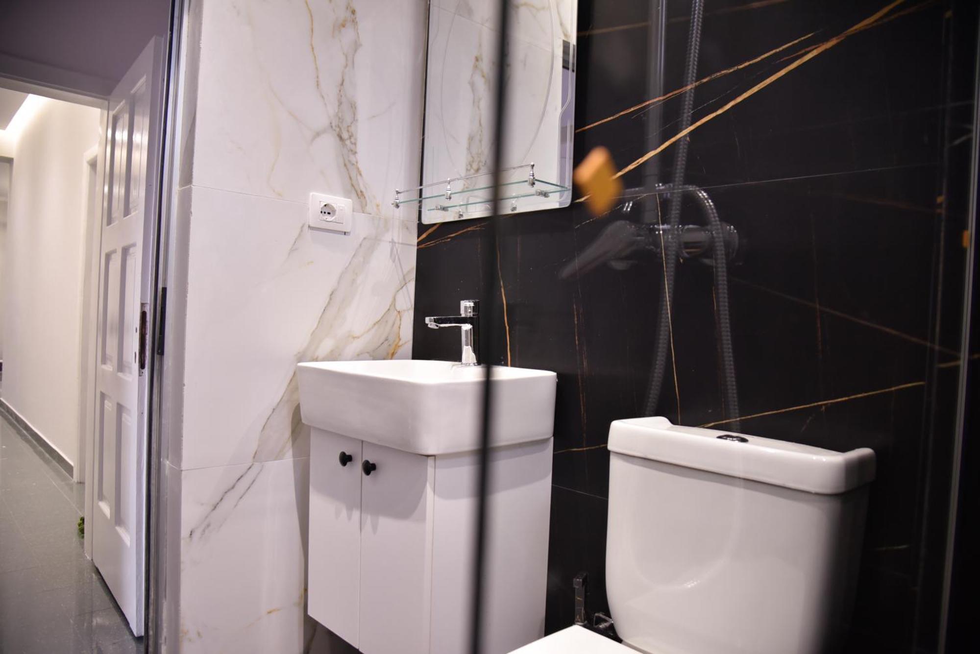 City Center Inn Shkodër Extérieur photo