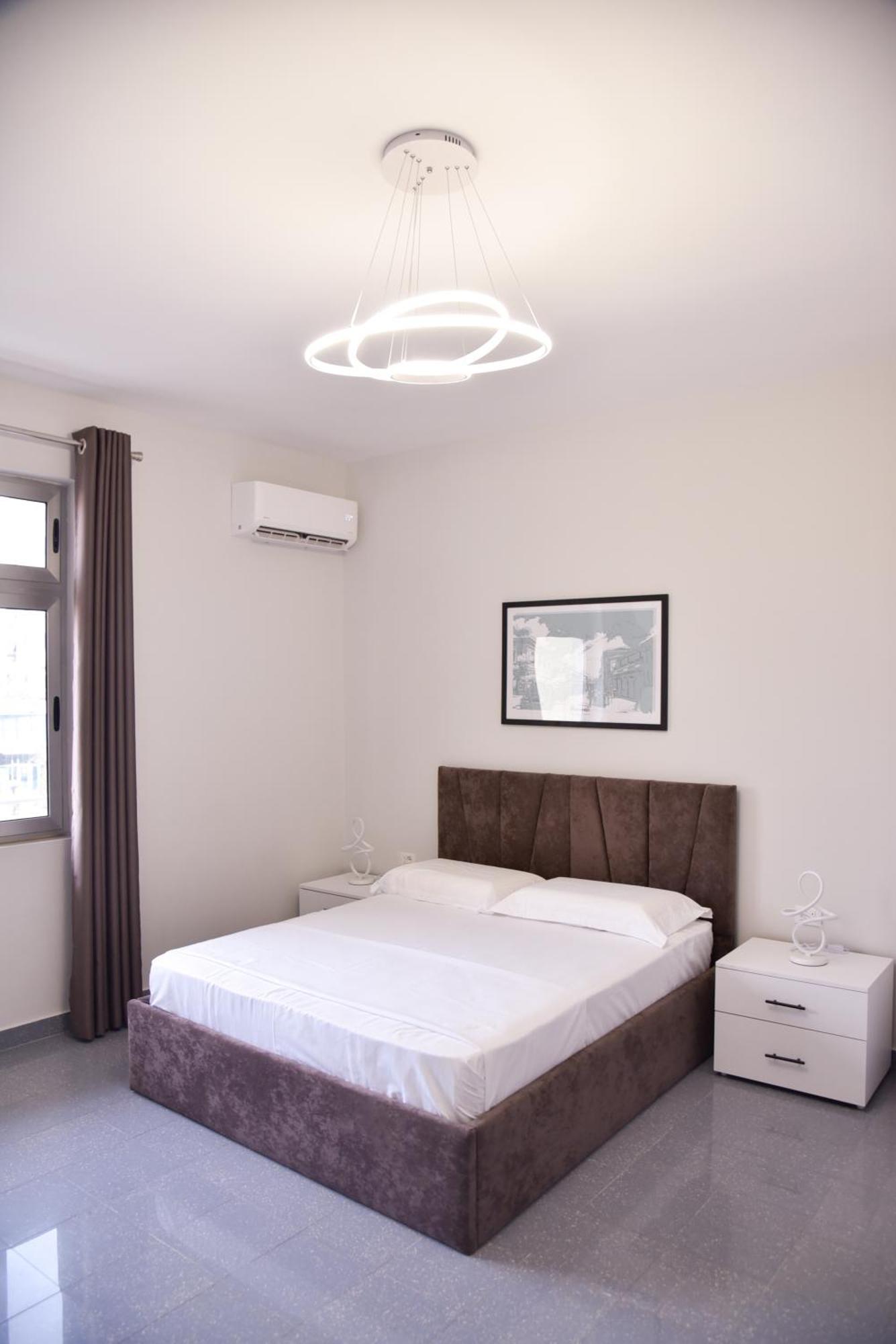 City Center Inn Shkodër Extérieur photo